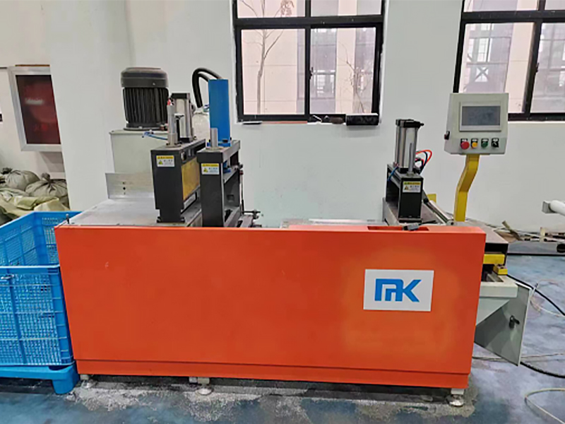 CNC Cutting machine